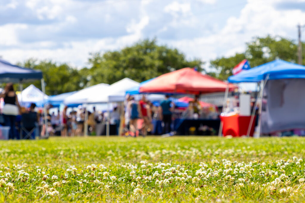 Weekend festival defocused